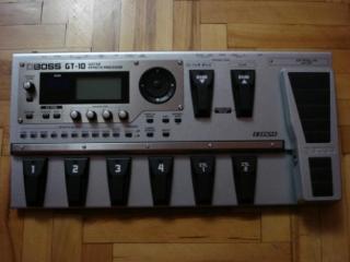 Продам Гитарный процессор BOSS - GT 10