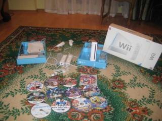 Продам wii (прошитый)