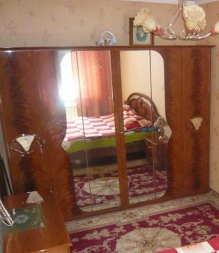 итальянский спальный гарнитур б/у