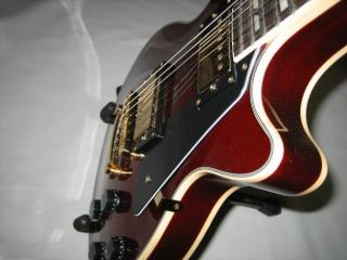 Продам электрогитару Johnson Les Paul