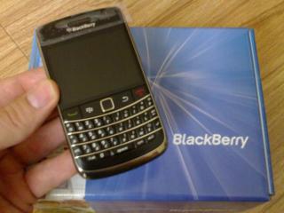 BlackBerry Bold 9700. новые в упаковке срочно