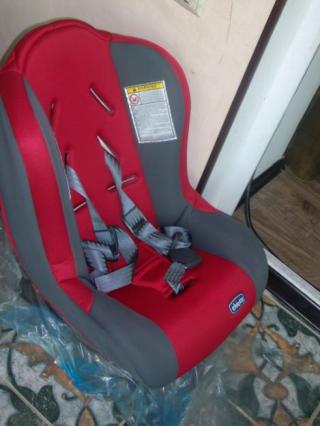 Новое автокресло Chicco 25000 тг.