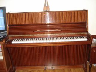 Продам пианино 'Рениш'