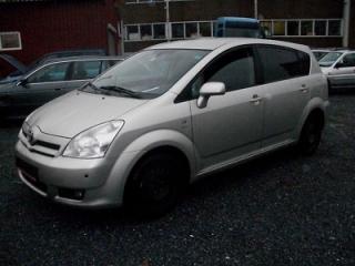 Toyota Corolla Verso, 2005 года